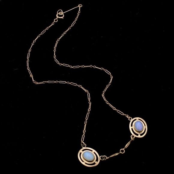 10K yellow gold and opal necklace
